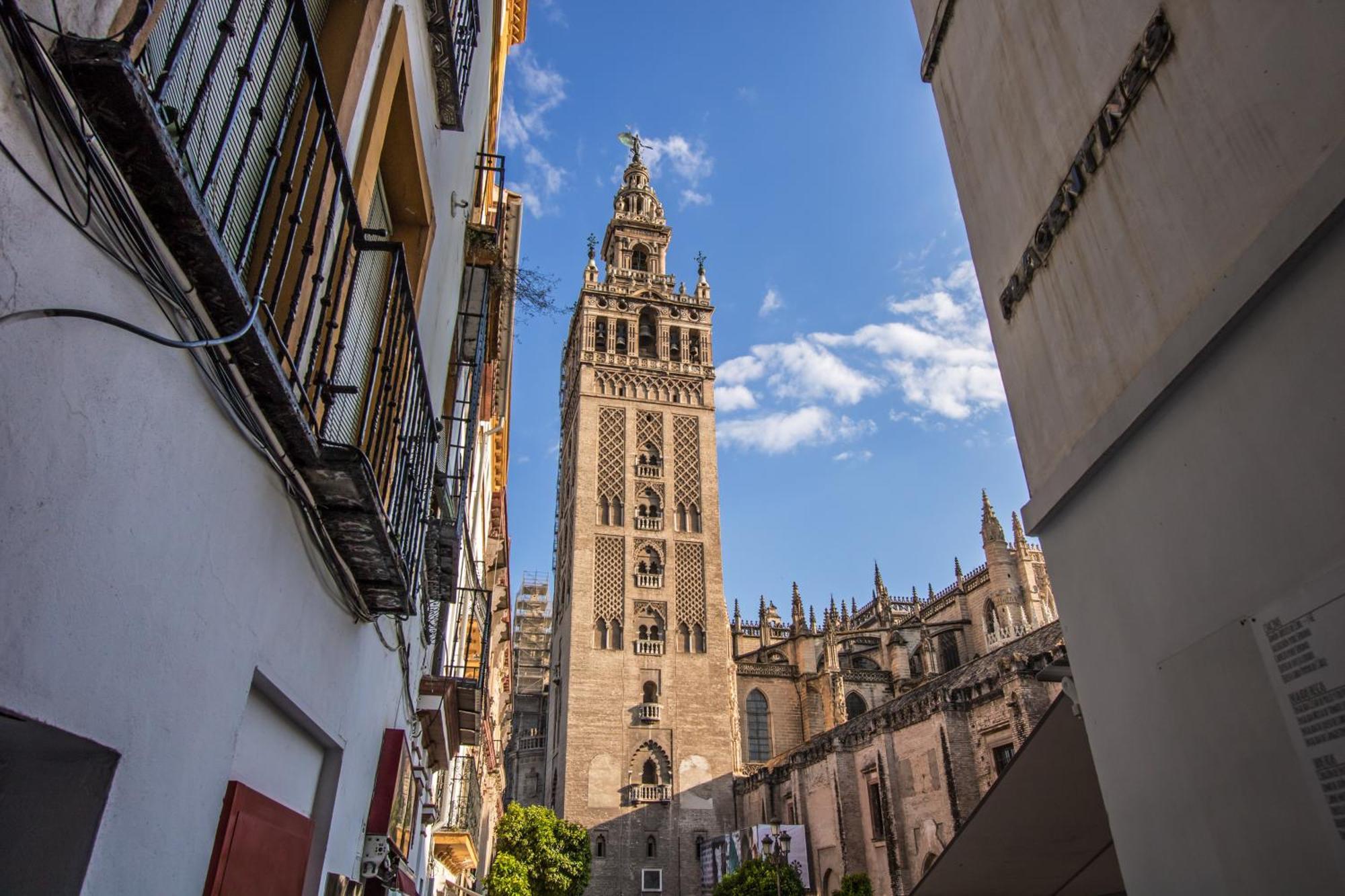 Encantador Apartamento A Un Paso De La Catedral Sevilla Bagian luar foto